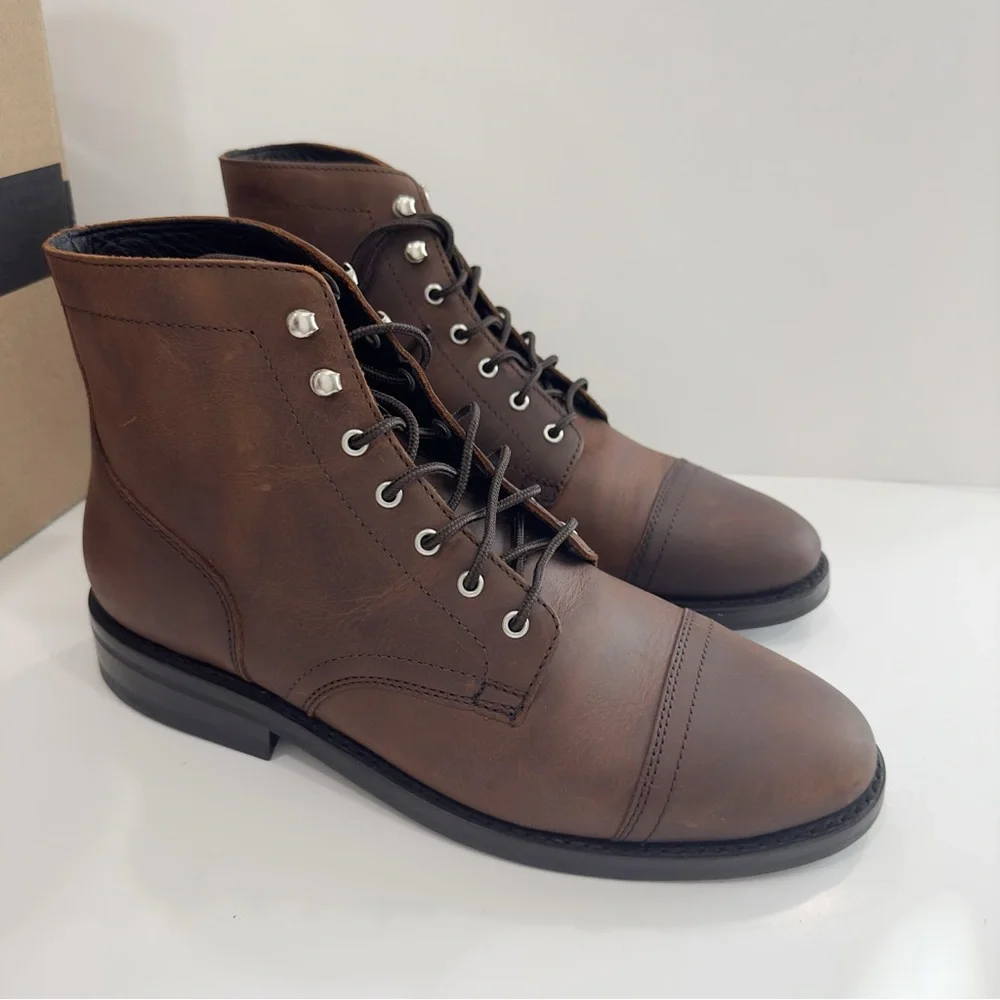 Thursday Boot Company Men's Arizona  Captain Cap Toe Leather Boots - Wide Width
